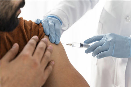 留英行前准备攻略：留学生需要接种疫苗吗？
