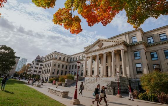 排名第五的渥太华大学热门专业推荐