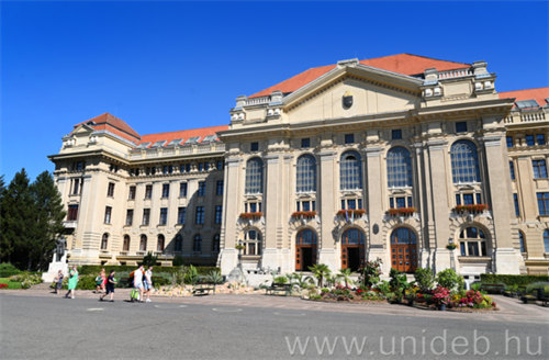 匈牙利德布勒森大学2026年留学费用一览(学费+住宿费+生活费)